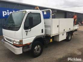 2004 Mitsubishi Canter 3.5 - picture2' - Click to enlarge