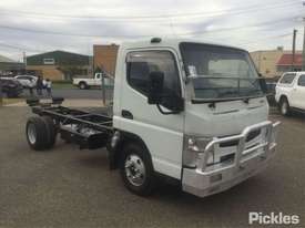 2012 Mitsubishi Canter 7/800 - picture0' - Click to enlarge