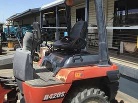 2011 Kubota Loader R420S - picture1' - Click to enlarge