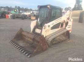 2017 Bobcat T590 - picture0' - Click to enlarge