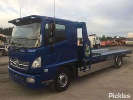 2010 Hino FD1J Ranger - picture2' - Click to enlarge