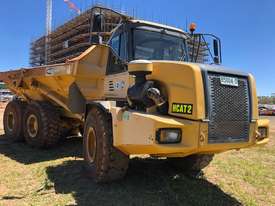 John Deere 250D Articulated Dump Truck - picture1' - Click to enlarge