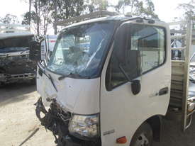 2014 Hino Dutro Wrecking #1703 - picture0' - Click to enlarge