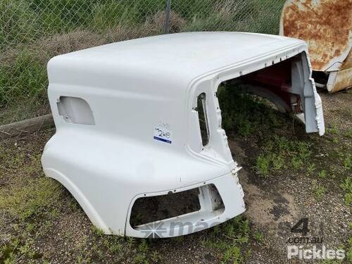 1 x White Truck Bonnet