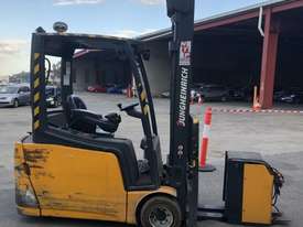 Electric Forklift 1.8 tonne - picture2' - Click to enlarge