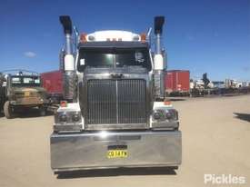 2013 Western Star 4800FX Constellation - picture1' - Click to enlarge