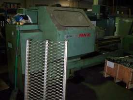 DAEWOO Lathe - picture0' - Click to enlarge