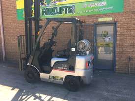 Cheap Late Model Nissan Forklift - picture2' - Click to enlarge