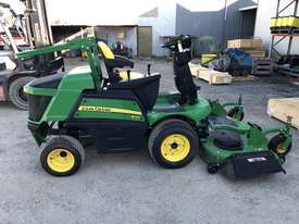 John Deere 1570 Commercial Mower - picture0' - Click to enlarge