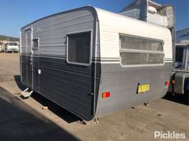 1980 Franklin Caravan Statesman - picture2' - Click to enlarge