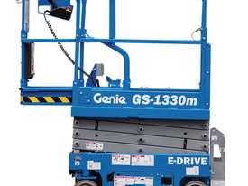 13FT ELECTRIC SCISSOR LIFT GENIE - picture1' - Click to enlarge