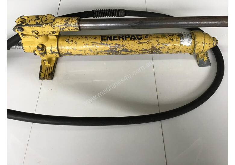 caption Enerpac Hydraulic Steel Porta Power Hand Pump P39 with hose