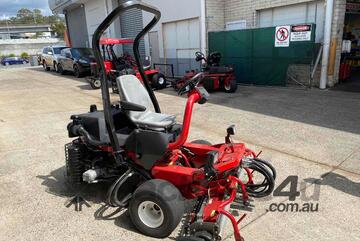 Toro Greensmaster 3250D - 21hp, Fully Serviced & Cleaned, Ready for Work!