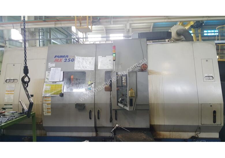 caption 2006 Doosan Puma MX2500STL Multi-tasking CNC Lathe