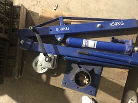 Crane - 2 in 1 Utility with Winch - picture0' - Click to enlarge
