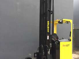 HYSTER R2.0H Electric Ride On Reach truck Refurbished & Repainted - picture0' - Click to enlarge