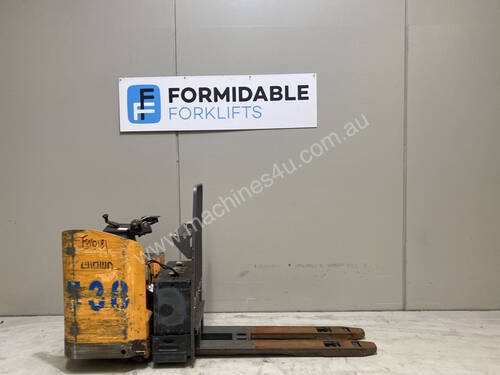 Crown PR4500 Pallet Truck Forklift