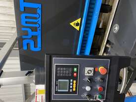 **FACTORY CLEARANCE** - ZYMT 6-3200 GUILLOTINE - picture0' - Click to enlarge