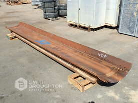 CATERPILLAR 4.3M MOULD BOARD TO SUIT 14M - picture0' - Click to enlarge