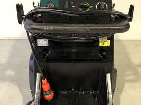 Gerni MH7P hot water pressure cleaner - picture0' - Click to enlarge