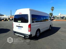 2012 TOYOTA COMMUTER KDH223R 12 SEATER BUS - picture1' - Click to enlarge