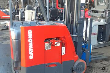 ACTIVE FORKLIFTS - Raymond 2 Ton Stand Up Electric Forklift 2014 model 4775mm Container entry mast