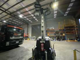 Generac - Led V20 Hyper Diffused Light Tower - picture2' - Click to enlarge