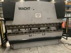 Machtech CNC pressbrake 3 m X 110 ton - picture0' - Click to enlarge