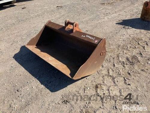 1200mm Mud Bucket.