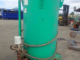 RECEIVER TANK - picture0' - Click to enlarge