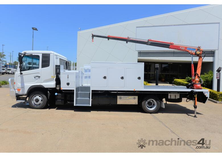 caption 2013 NISSAN UD MK 11-250 - Service Trucks - Truck Mounted Crane - Tray Truck