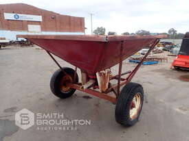 CUSTOM BUILT SINGLE AXLE TRACTOR DRAWN PTO SPREADER - picture0' - Click to enlarge