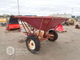 CUSTOM BUILT SINGLE AXLE TRACTOR DRAWN PTO SPREADER - picture1' - Click to enlarge