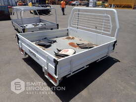 TOYOTA LANDCRUISER DUAL CAB TRAY - picture0' - Click to enlarge