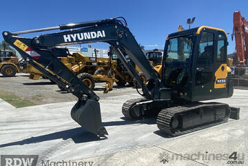 Hyundai   HX55 Excavator