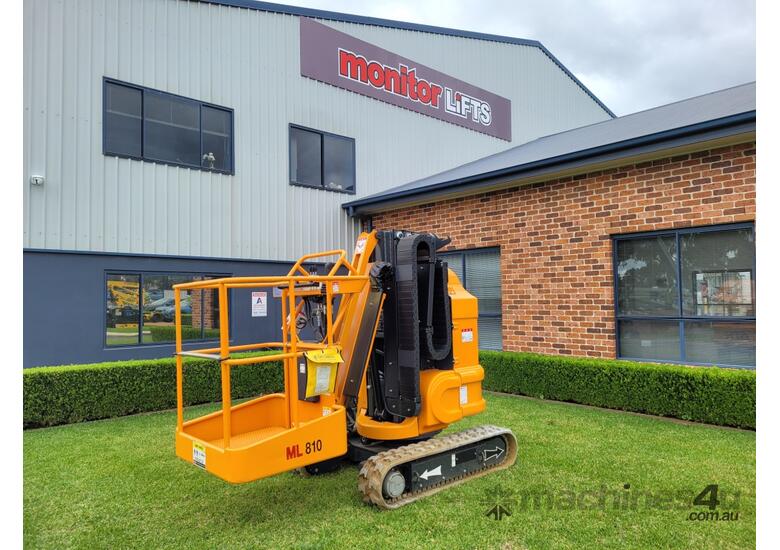 caption Monitor ML810 - Tracked Vertical Mast Lift