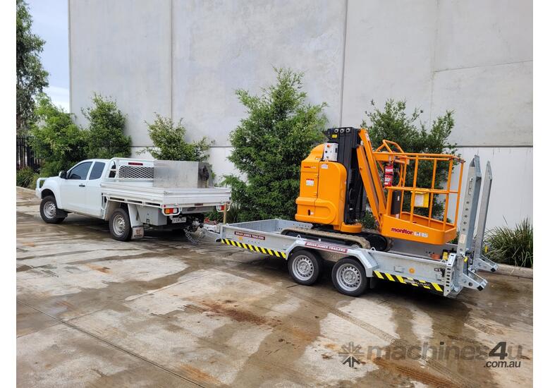 caption Monitor ML810 - Tracked Vertical Mast Lift