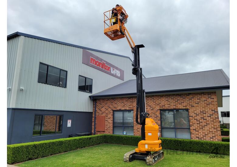 caption Monitor ML810 - Tracked Vertical Mast Lift