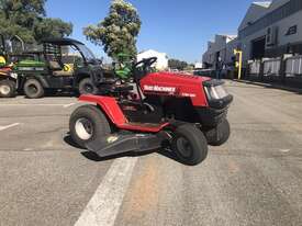 2002 MTD 38SD 6Spd Lawn Garden Tractors - picture0' - Click to enlarge