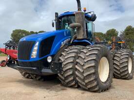 New Holland T9.645 Tractor - picture2' - Click to enlarge
