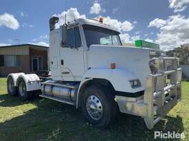 1994 Freightliner FL112 - picture0' - Click to enlarge