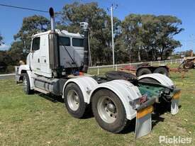 1994 Freightliner FL112 - picture0' - Click to enlarge