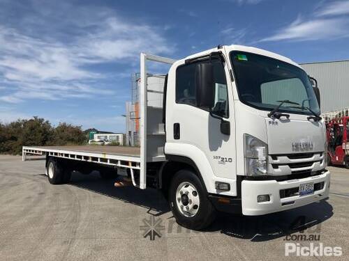 2018 Isuzu FRR 107-210