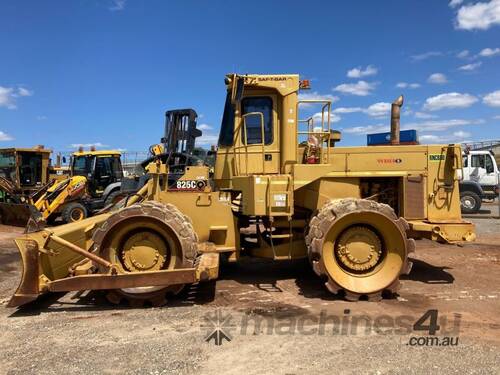 Caterpillar 825C Wheeled Compactor