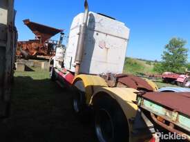 1979 White Road Boss RBM64 - picture2' - Click to enlarge