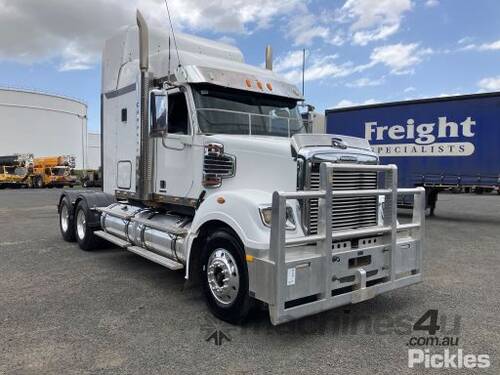 2014 Freightliner Coronado