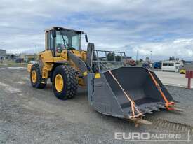 2015 Volvo L90F Wheeled Loader - picture2' - Click to enlarge