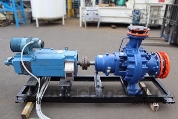 Large Centrifugal Water Pump with Controller - 40kW 500V DC