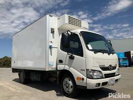 2017 Hino 300 616 - picture0' - Click to enlarge