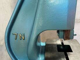 AP Lever model 7N Fly Press, 8ton. - picture2' - Click to enlarge